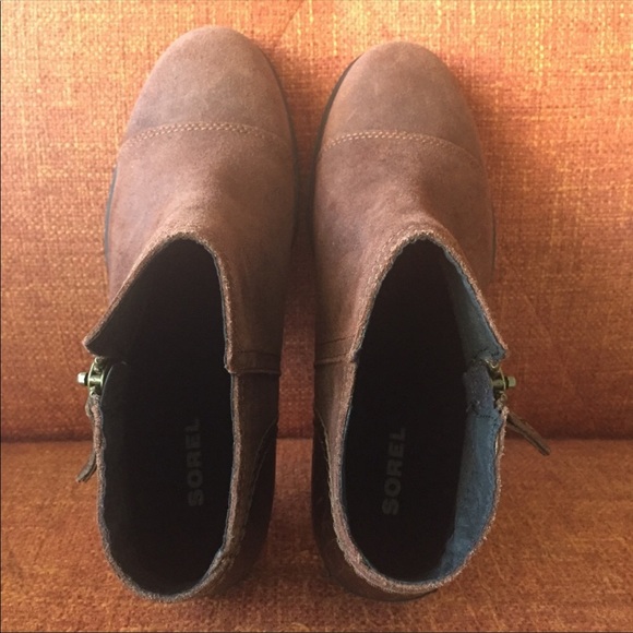 Like new — Sorel // Major Low Suede Bootie - Picture 6 of 6